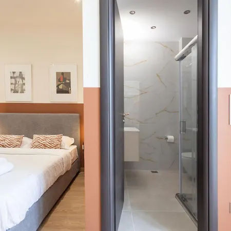 Luxurious 3-bedroom Seaside Retreat Fully Renovated In 2025 Apartment